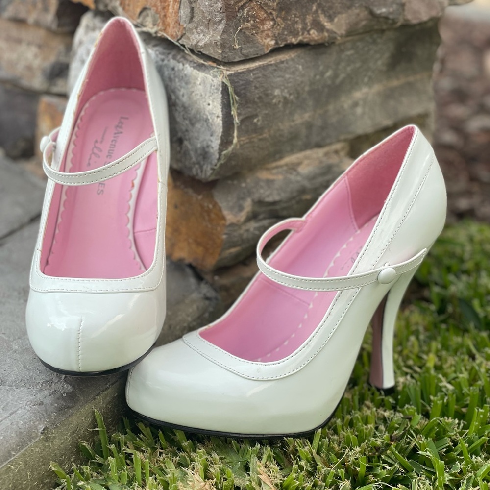 Leg Avenue white, patent leather Mary Jane’s